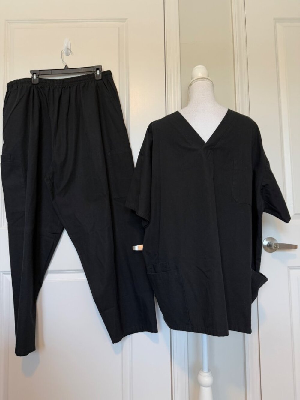 Green Town Unisex Black Scrub Set V-Neck Elastic Waist Pants Size 3XL Healthcare